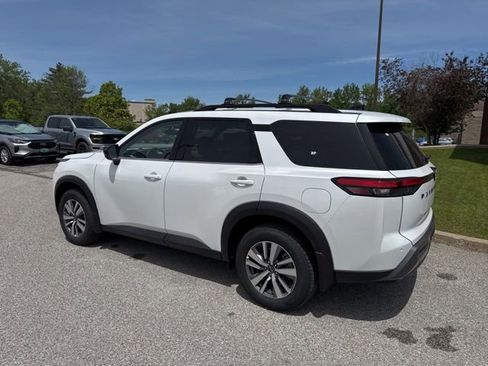 New 2026 Nissan Pathfinder SL AWD/4WD image 26