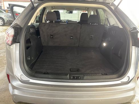 Used 2022 Ford Edge SE w/ Black Appearance Package image 22