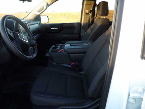 Used 2025 GMC Sierra 1500 Pro w/ Pro Value Package image 12