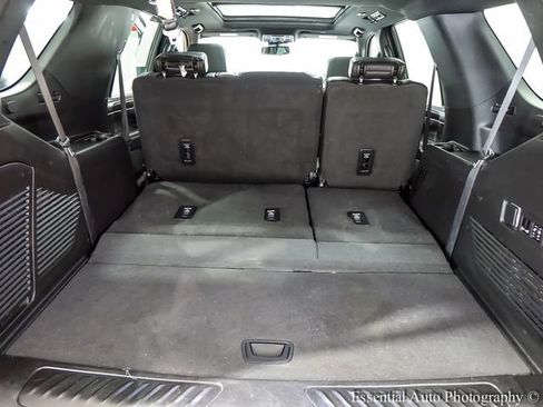 Used 2023 Chevrolet Tahoe LT w/ Luxury Package AWD/4WD image 26