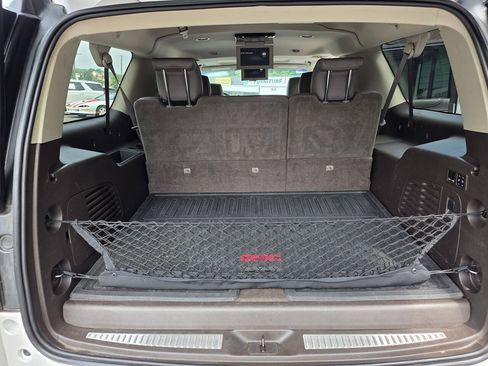 Used 2016 GMC Yukon XL Denali w/ Open Road Package RWD image 27
