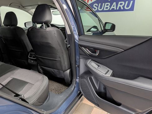 Used 2025 Subaru Outback Premium image 29