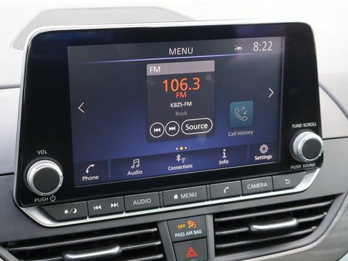 Used 2025 Nissan Altima 2.5 SV FWD image 27