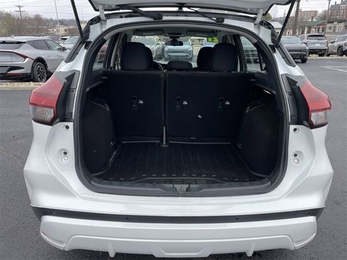 Used 2021 Nissan Kicks SV image 35