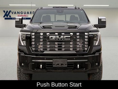 Used 2025 GMC Sierra 3500 Denali Ultimate image 10