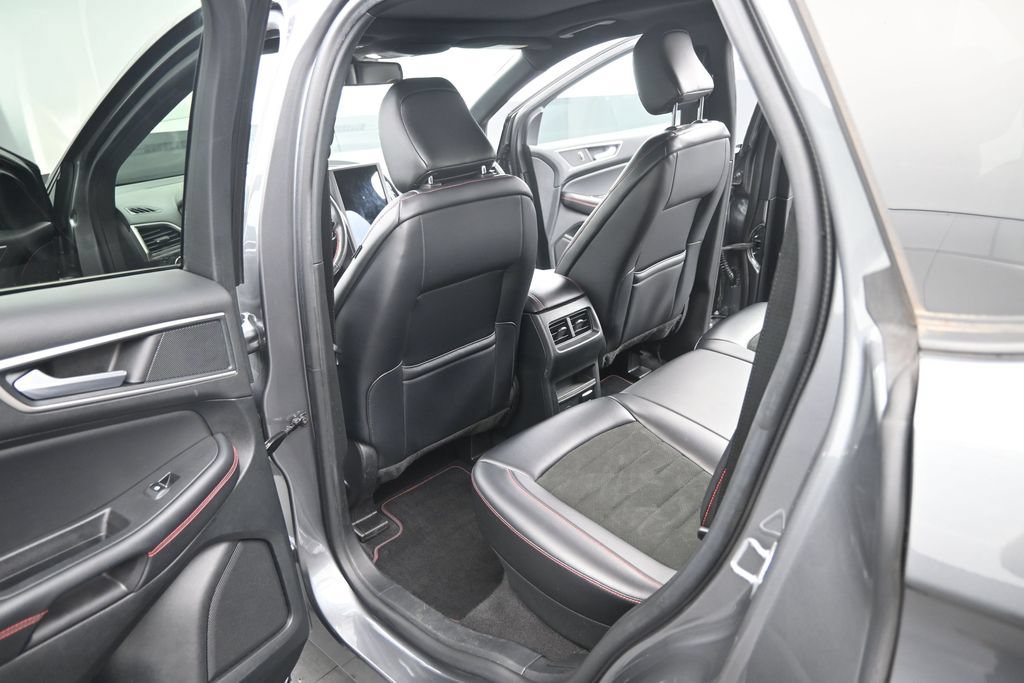 Used 2024 Ford Edge ST-Line AWD/4WD image 24