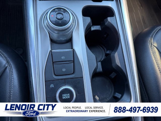 Used 2020 Ford Explorer XLT w/ Equipment Group 202A AWD/4WD image 28