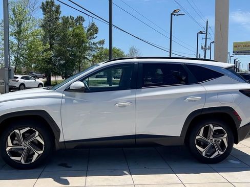Used 2023 Hyundai Tucson SEL w/ Convenience Package image 4