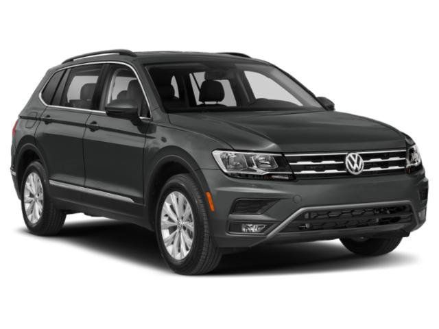Used 2021 Volkswagen Tiguan SE w/ Panoramic Sunroof Package AWD/4WD image 9