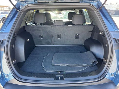 Used 2025 Chevrolet Equinox LT FWD image 33