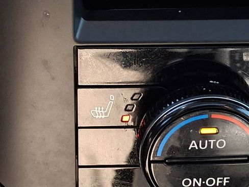 Certified 2023 Nissan Rogue SV w/ SV Premium B Package image 24