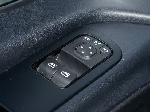 Used 2019 Mercedes-Benz Sprinter 144 image 21