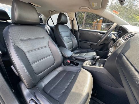 Used 2014 Volkswagen Jetta SE image 11