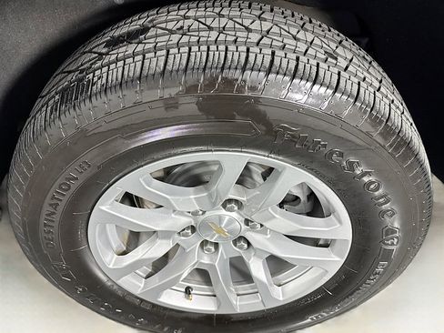 Used 2022 Chevrolet Suburban LS image 35