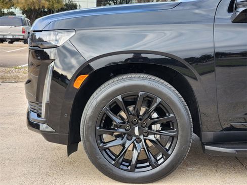 Used 2021 Cadillac Escalade Sport w/ Driver Assist Tech Package image 8