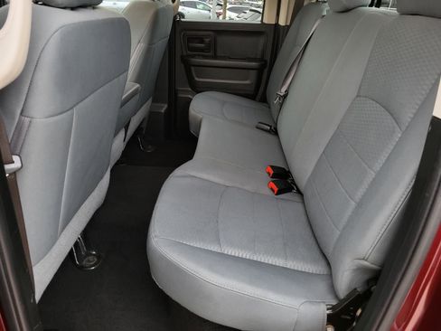 Used 2019 RAM 1500 Tradesman w/ Chrome Plus Package RWD image 12
