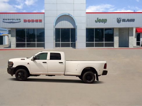 New 2026 RAM 3500 Tradesman AWD/4WD image 3