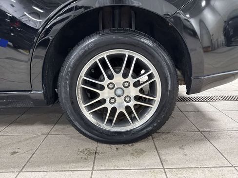 Used 2010 Ford Focus SE image 10