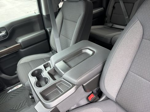 Used 2021 Chevrolet Silverado 1500 RST AWD/4WD image 28
