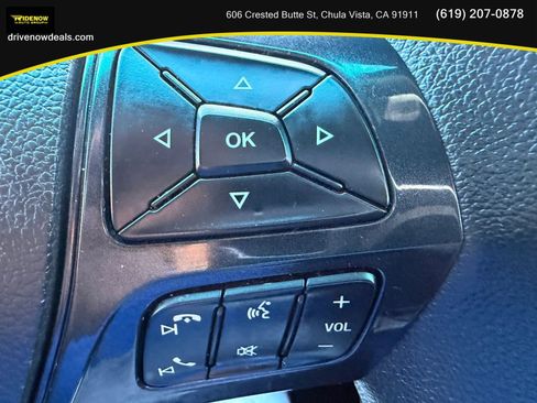 Used 2017 Ford Explorer XLT w/ Equipment Group 202A FWD image 26
