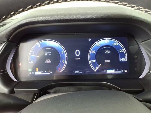 Used 2023 Jeep Grand Cherokee L Laredo AWD/4WD image 18