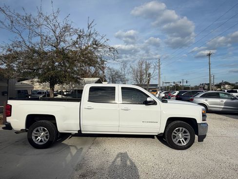 Used 2018 Chevrolet Silverado 1500 LT w/ All Star Edition image 4