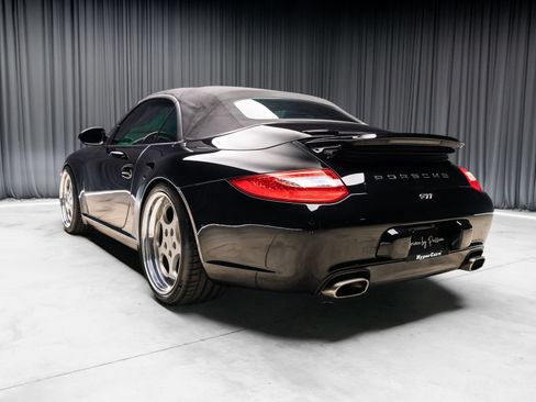 Used 2009 Porsche 911 Carrera RWD image 5