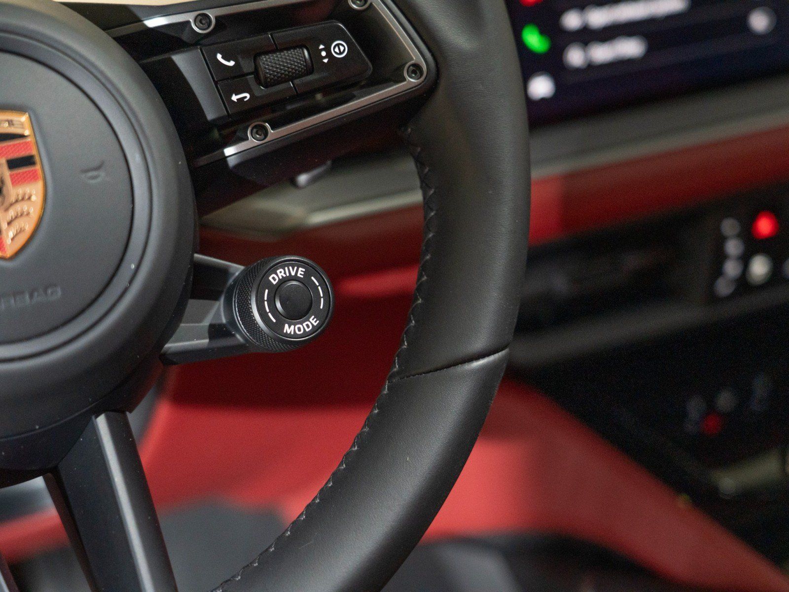 Certified 2026 Porsche Cayenne GTS AWD/4WD image 21