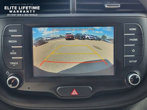 Used 2020 Kia Soul S FWD image 16