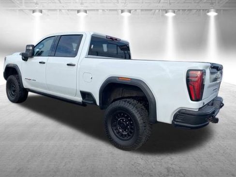Used 2024 GMC Sierra 2500 AT4X w/ AT4X AEV Edition AWD/4WD image 13