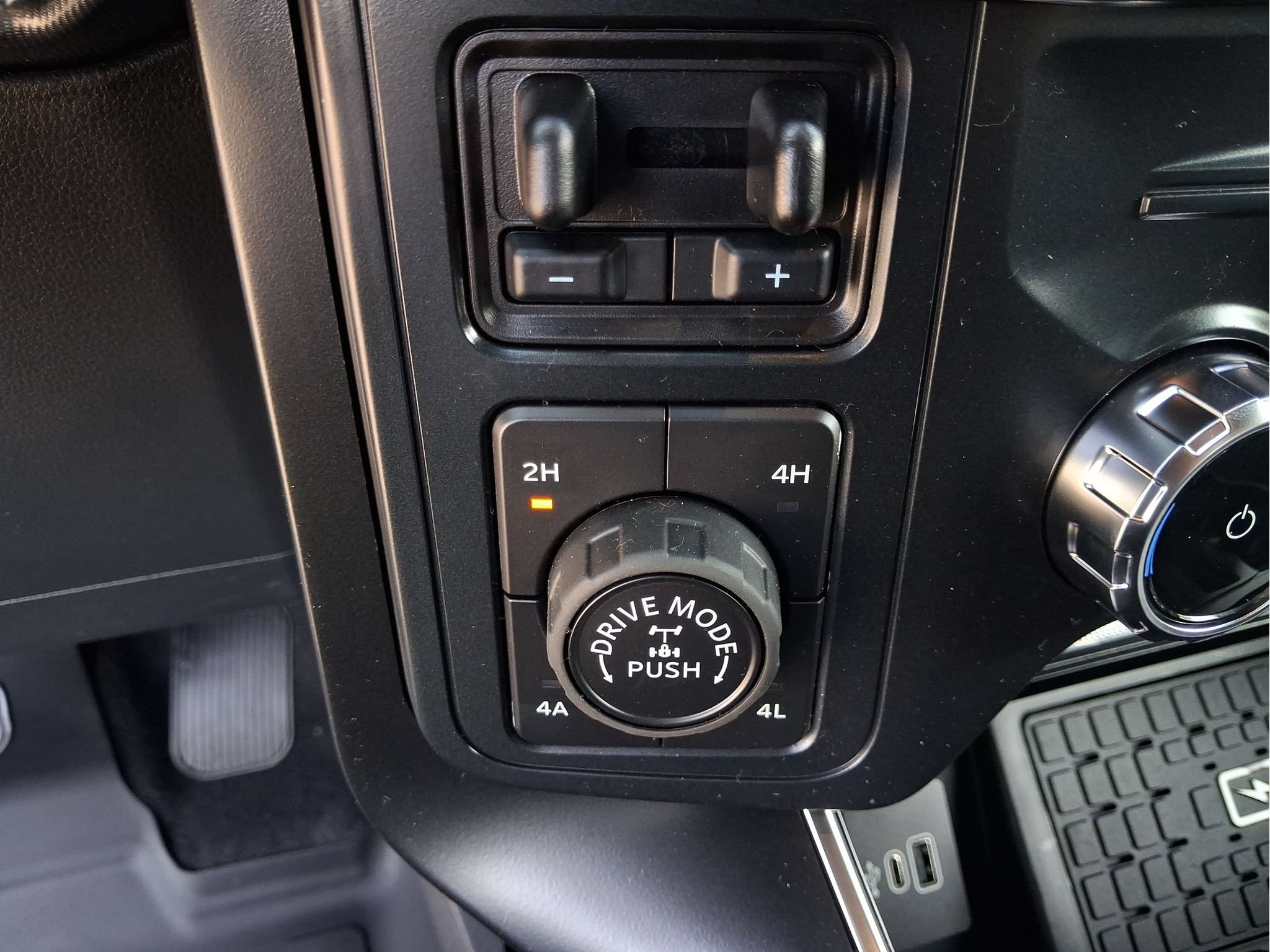 New 2026 Ford F150 Raptor AWD/4WD image 20