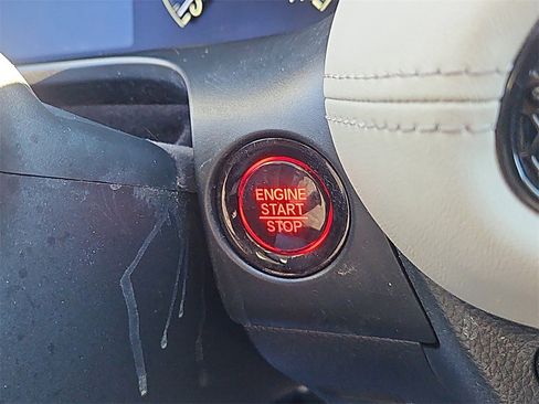 Certified 2024 Honda HR-V LX image 17