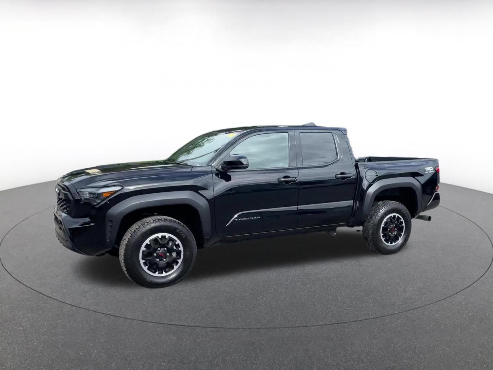 Used 2025 Toyota Tacoma TRD Off-Road AWD/4WD image 6