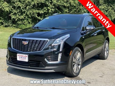 Used 2022 Cadillac XT5 Premium Luxury image 3