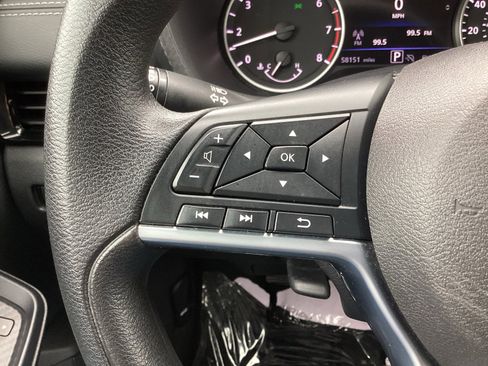 Used 2024 Nissan Sentra SV w/ Lighting Package image 18