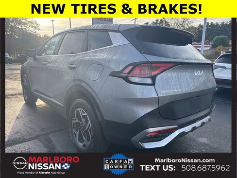 Used 2024 Kia Sportage LX image 5