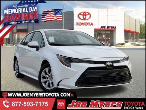 Certified 2026 Toyota Corolla LE FWD image 1