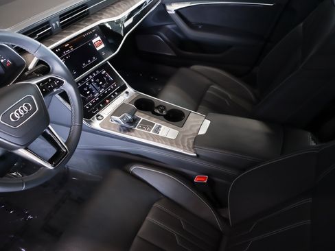 Certified 2025 Audi A6 3.0T Prestige w/ Prestige Package AWD/4WD image 17