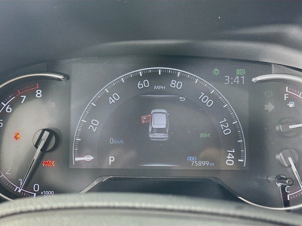 Certified 2025 Toyota RAV4 XLE w/ Convenience Package FWD image 12