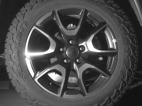 Used 2025 Jeep Compass Trailhawk image 15