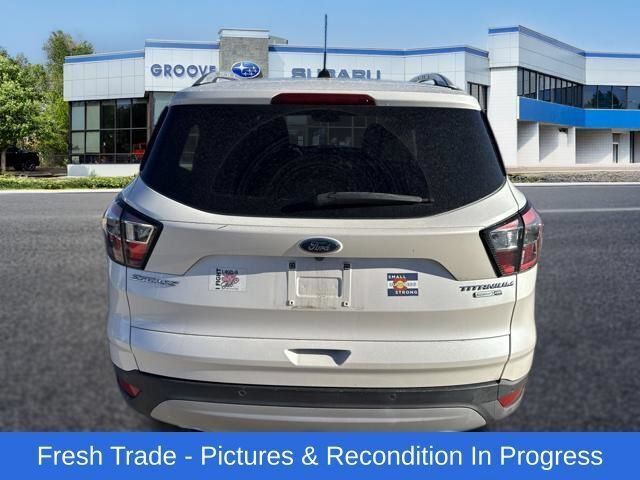 Used 2017 Ford Escape Titanium w/ Equipment Group 301A AWD/4WD image 4