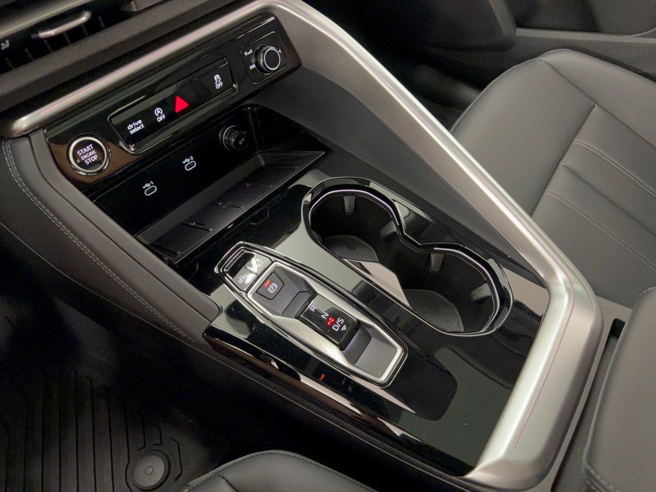 Certified 2026 Audi Q5 Premium Plus AWD/4WD image 22