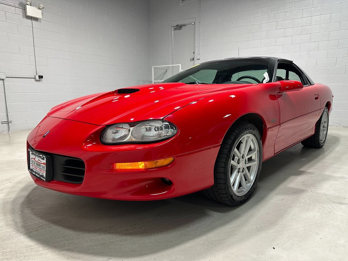 Used 2002 Chevrolet Camaro Z28 w/ SS Performance/Appearance Pkg RWD image 19