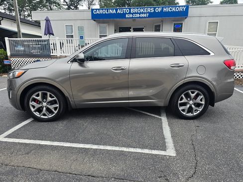 Used 2016 Kia Sorento SX FWD image 3