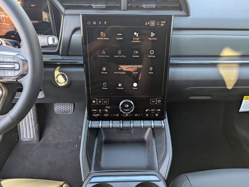 New 2026 GMC Terrain AT4 AWD/4WD image 21