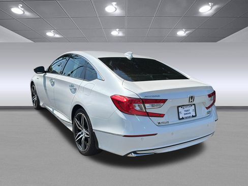 Used 2021 Honda Accord Touring image 7