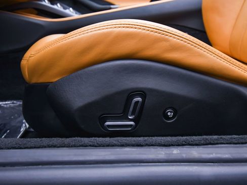 Certified 2019 Ferrari Portofino image 48