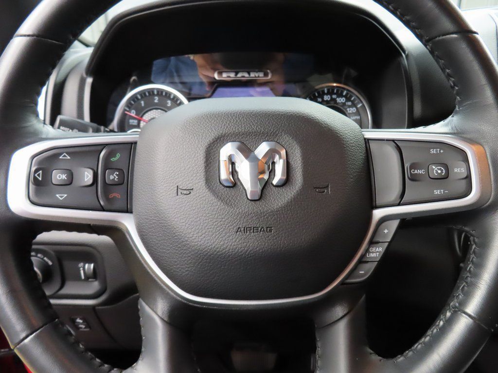 Used 2022 RAM 1500 Big Horn AWD/4WD image 44