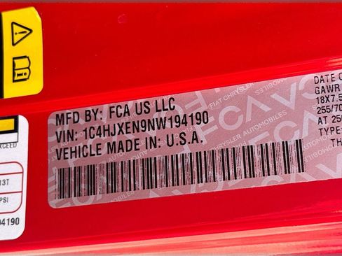Used 2022 Jeep Wrangler Unlimited Sahara w/ Cold Weather Group AWD/4WD image 35