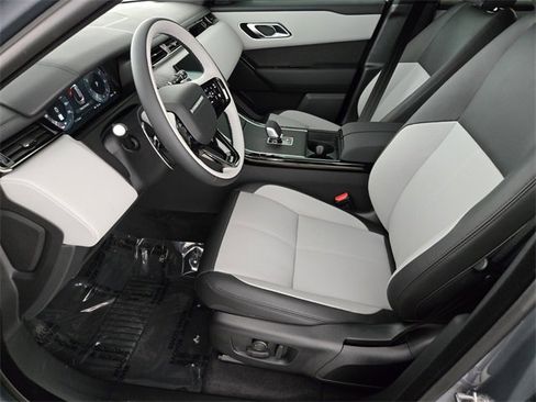 New 2026 Land Rover Range Rover Velar Dynamic SE image 10